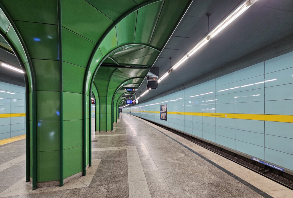 U-Bahnhof U4 Böhmerwaldplatz Bogenhausen