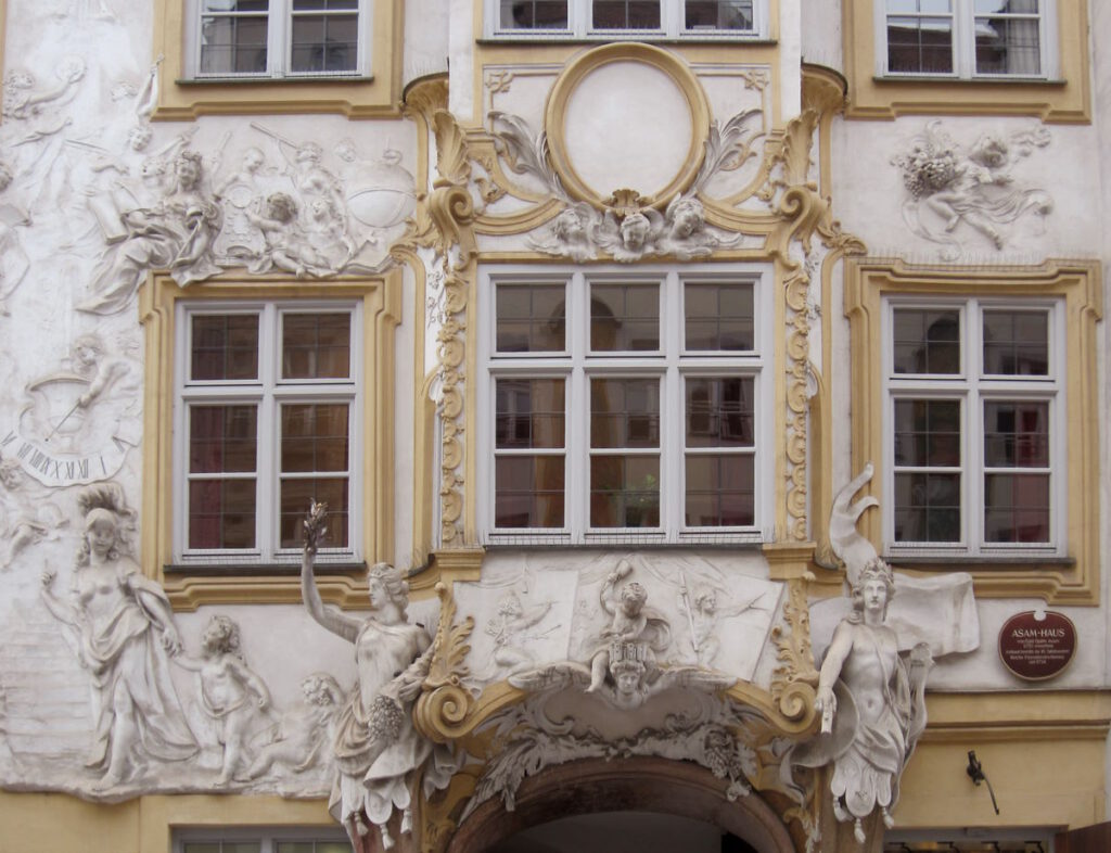 Asamhaus: Fassade