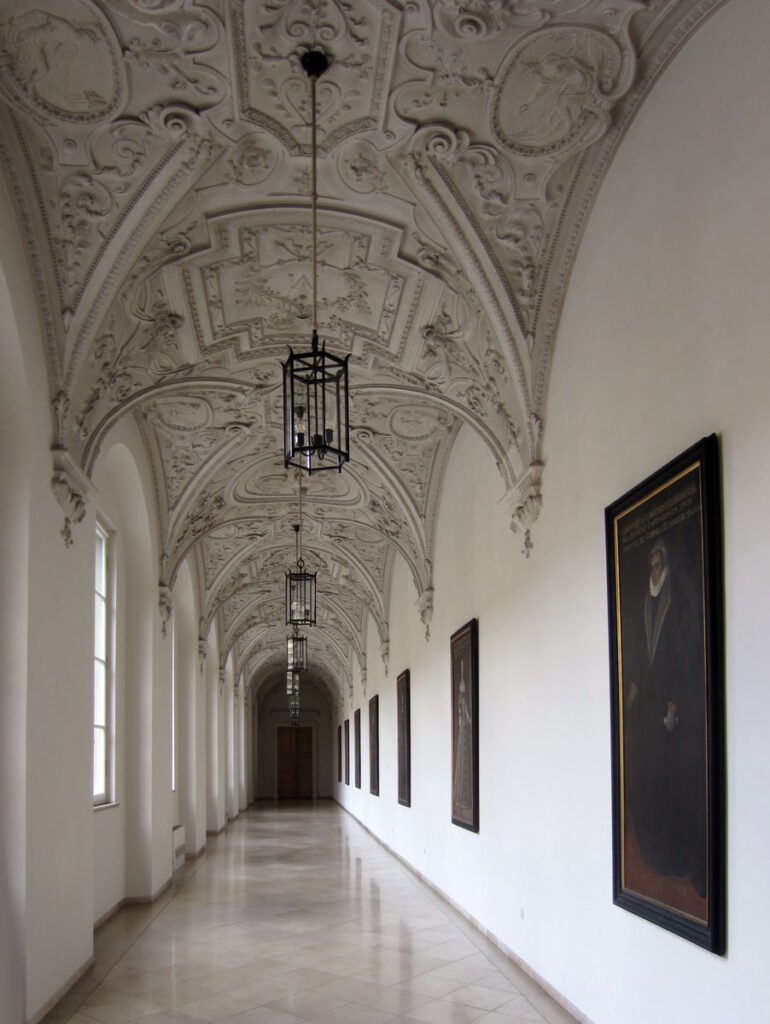 Charlottengang im Residenz-Museum