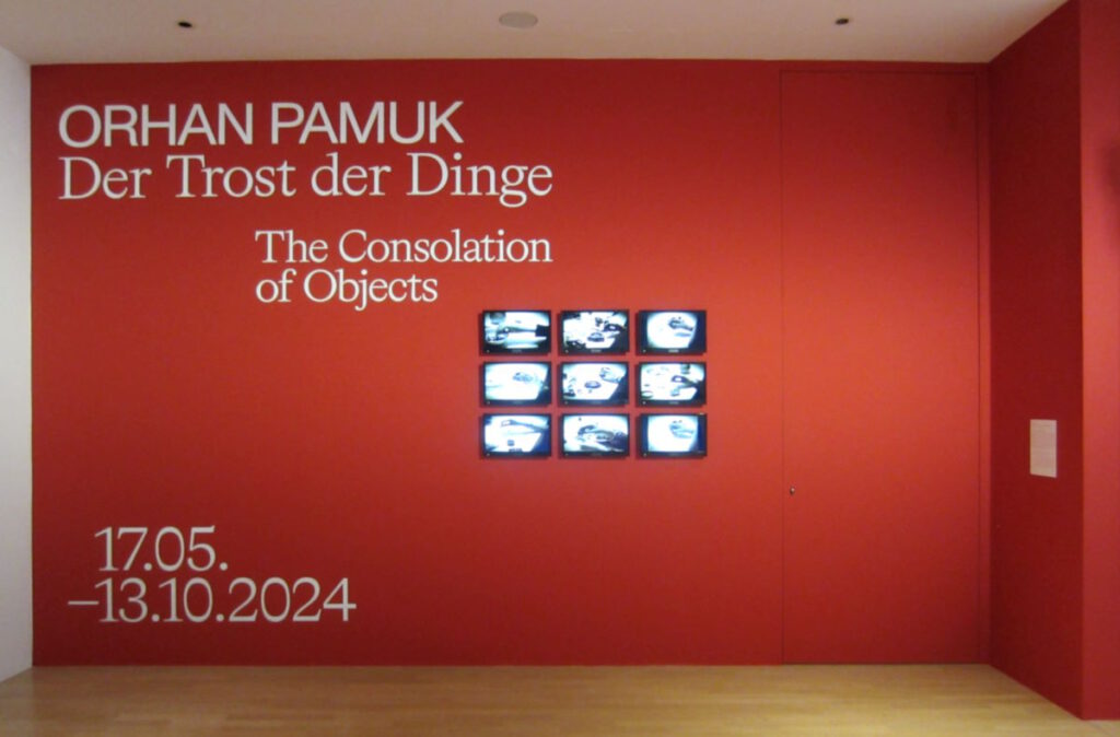 Lenbachhaus: Orhan Pamuk. Der Trost der Dinge CLICK REFRESH