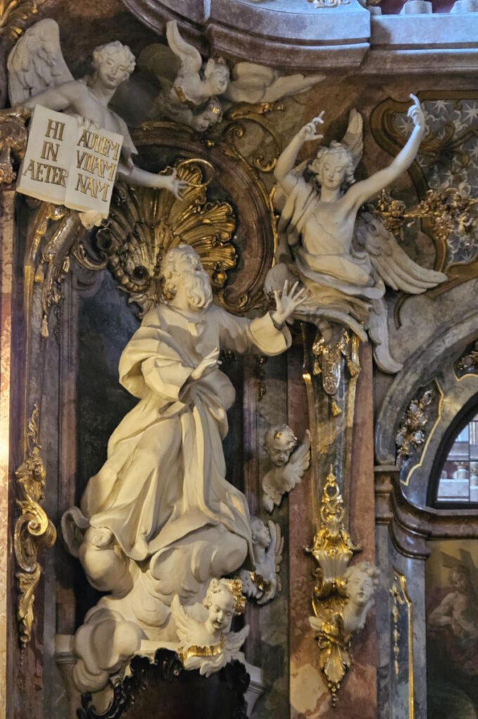 Asamkirche: Vorraum