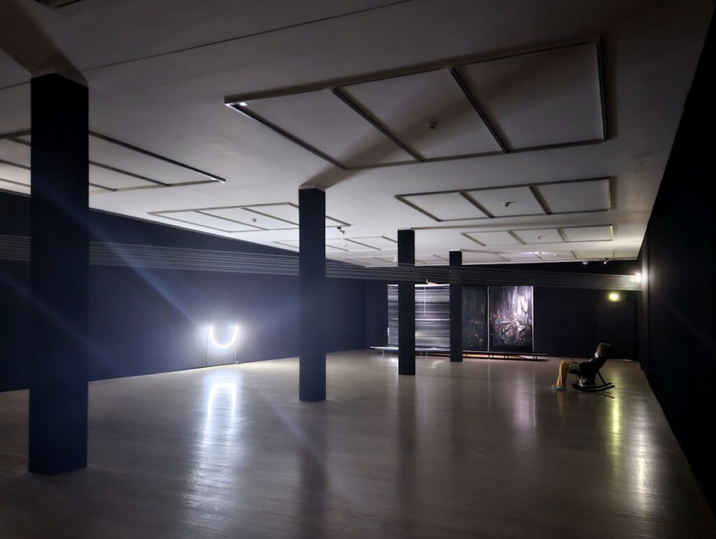 Rosemarie Trockel und Thea Djordjadze: limitation of life, Lenbachhaus München