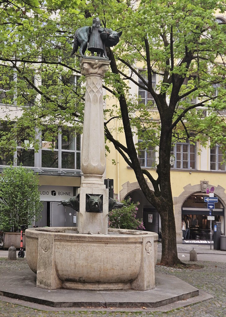Am Kosttor: Wolfsbrunnen