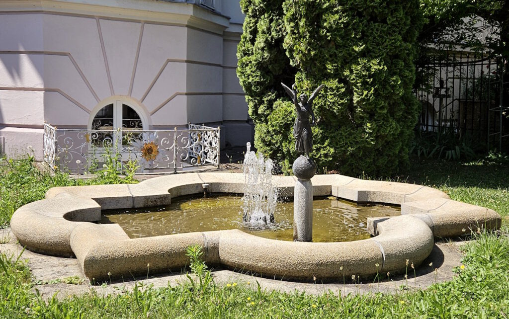 Seitz-Villa Nike-Brunnen