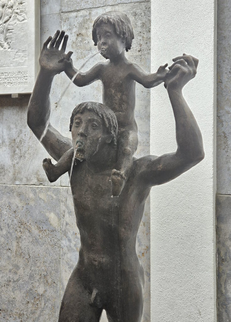 Franz Mikorey Vater-Sohn-Brunnen