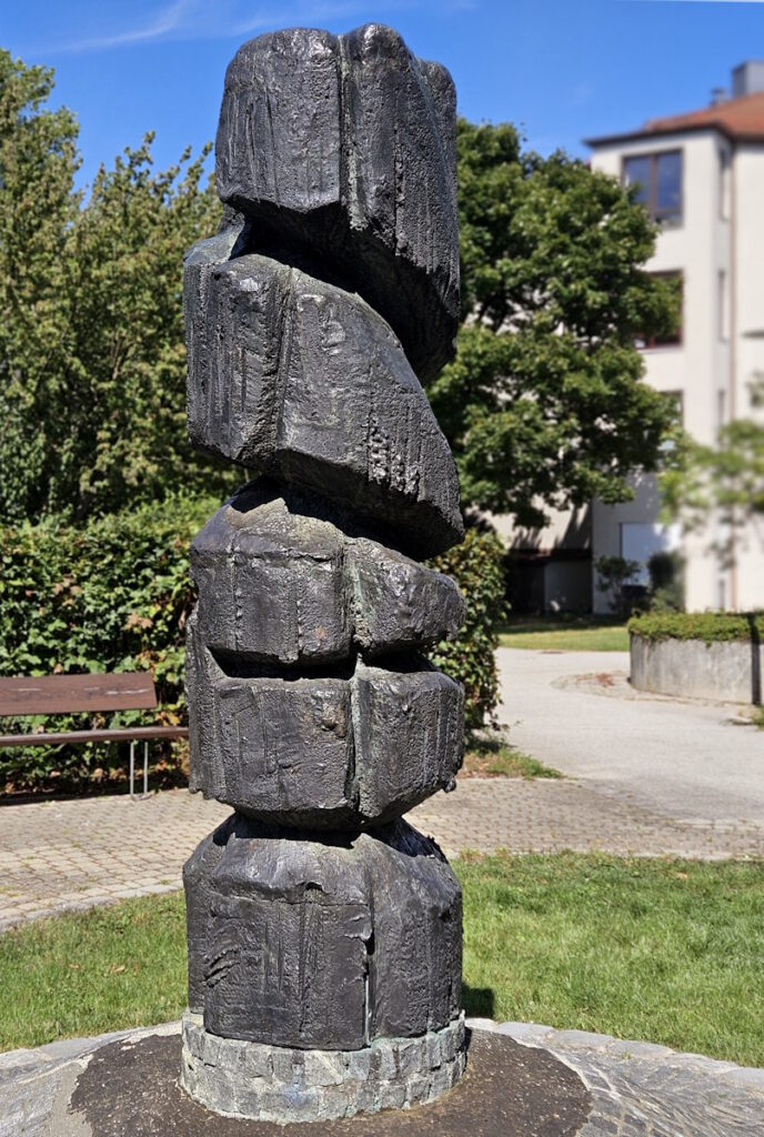 Roland Friederichsen Vorzeitliche Säule