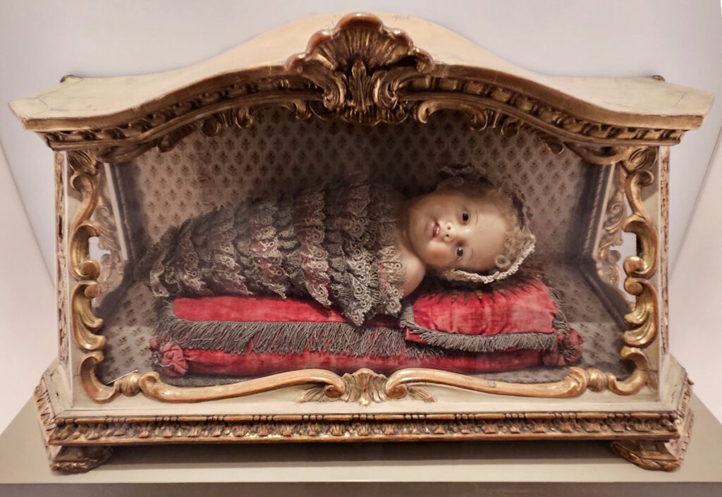 Fatschenkind im Bürgersaal