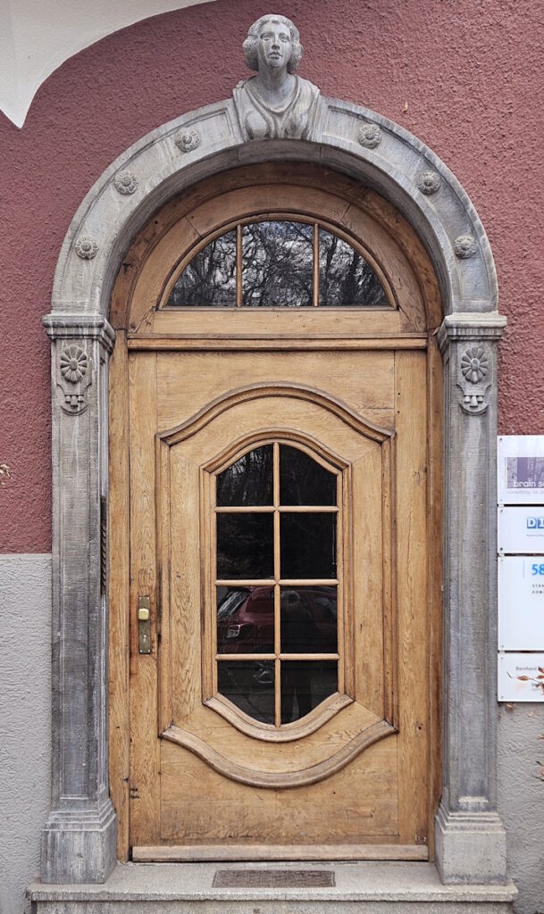 Montgelasstraße 8 Bogenhausen