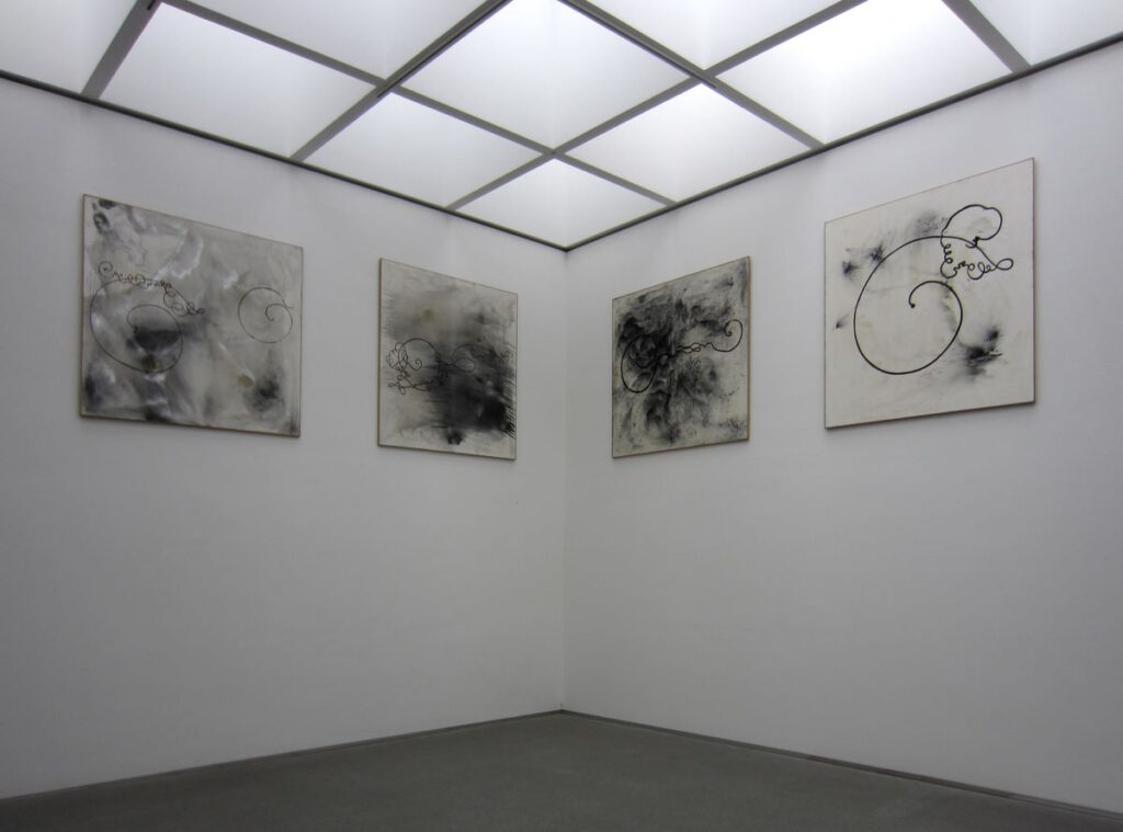 Pinakothek der Moderne: Sigmar Polke: Schleifenbilder