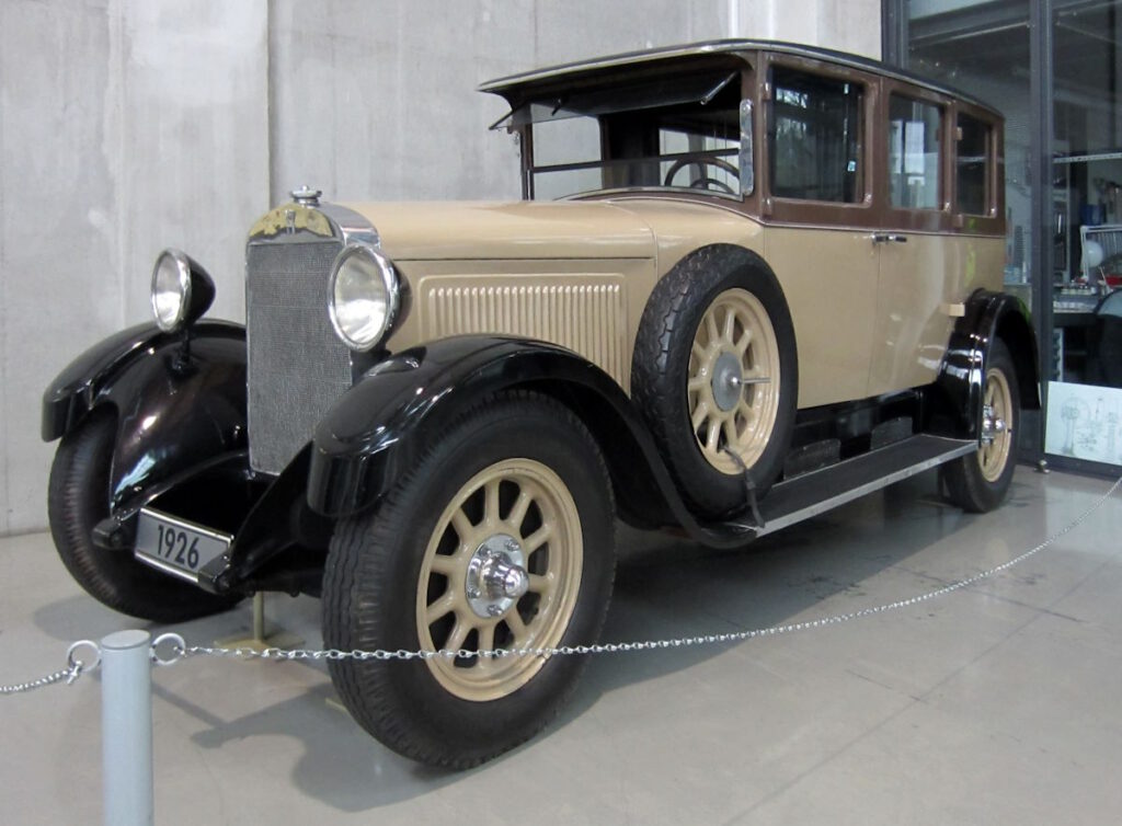 Deutsches Museum Verkehrszentrum: Horch 8 CLICK REFRESH
