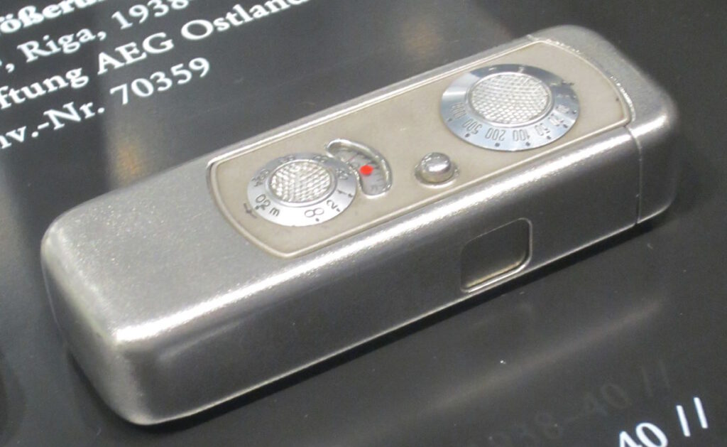 Deutsches Museum: Minox CLICK REFRESH