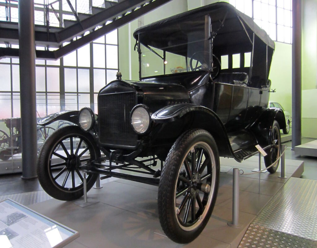 Ford Model T CLICK REFRESH