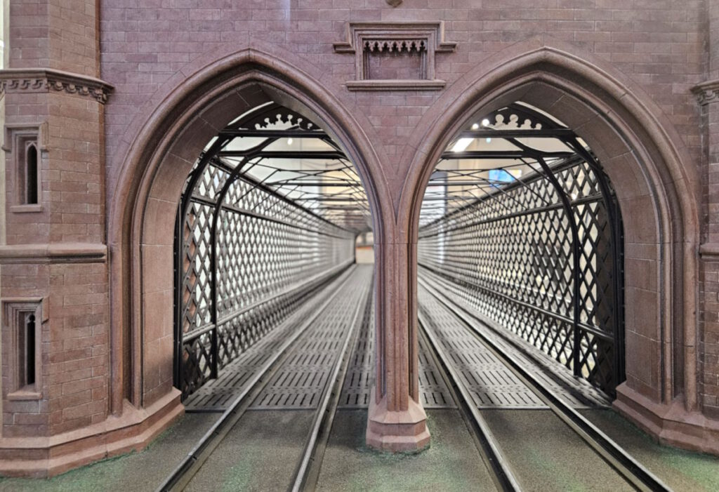 Modell einer Eisenbahnbrücke über die Kinzig CLICK REFRESH