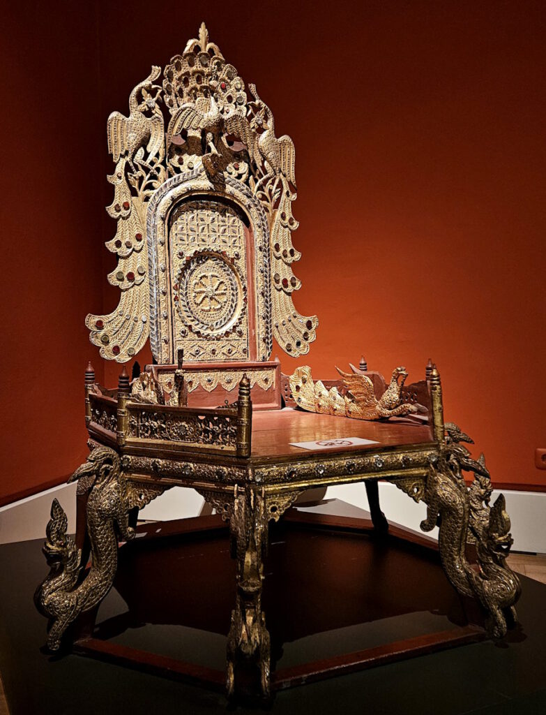 Myanmar Thron für einen Abt