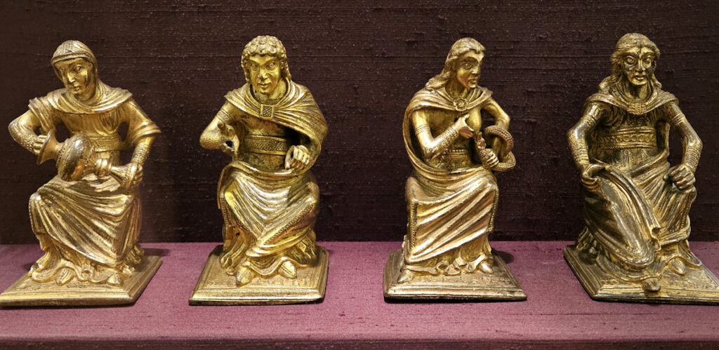 Bronzefiguren: Die vier Elemente