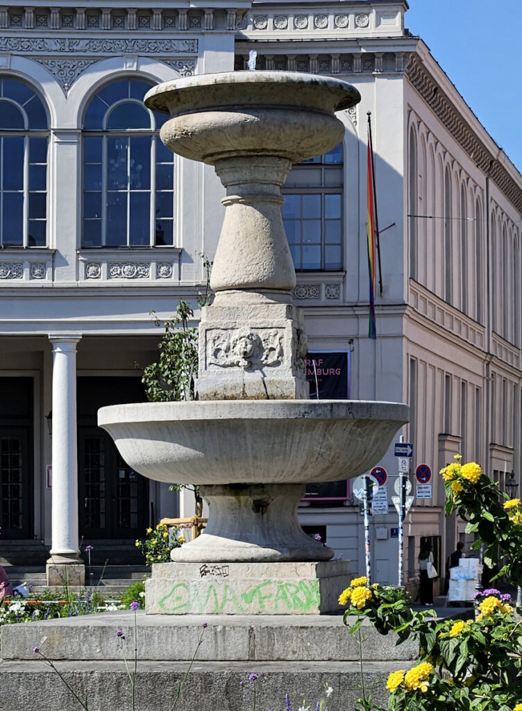 Brunnen am Gärtnerplatz