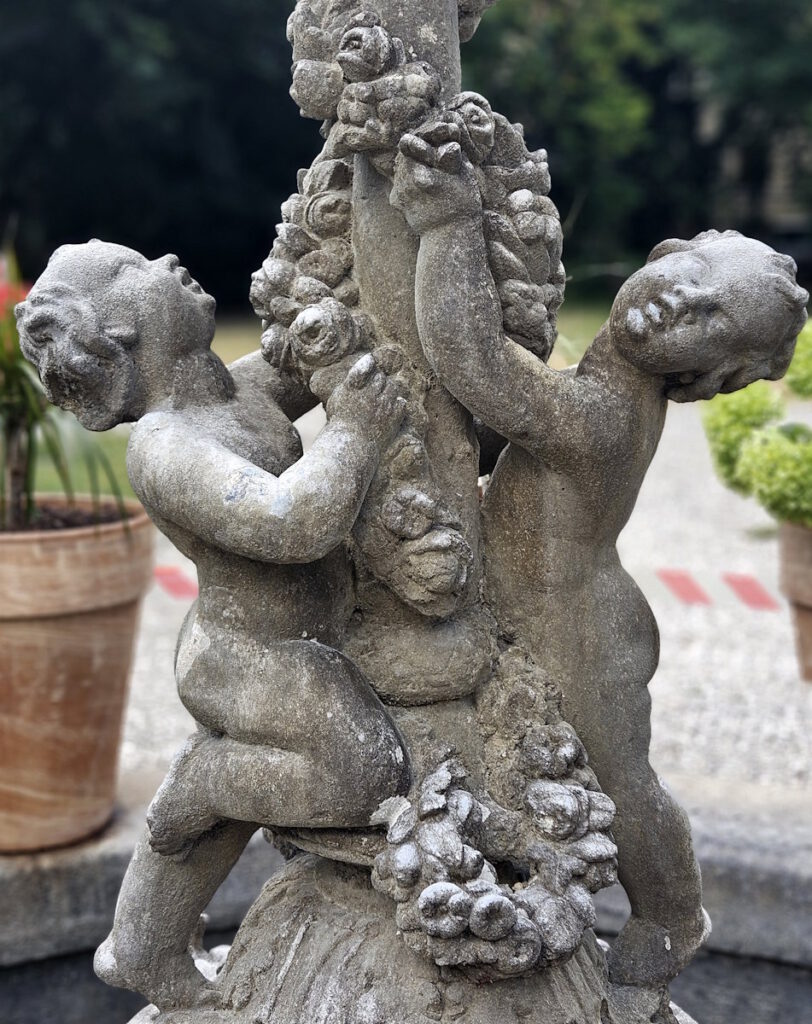 Brunnen im Garten des Institut français de Munich