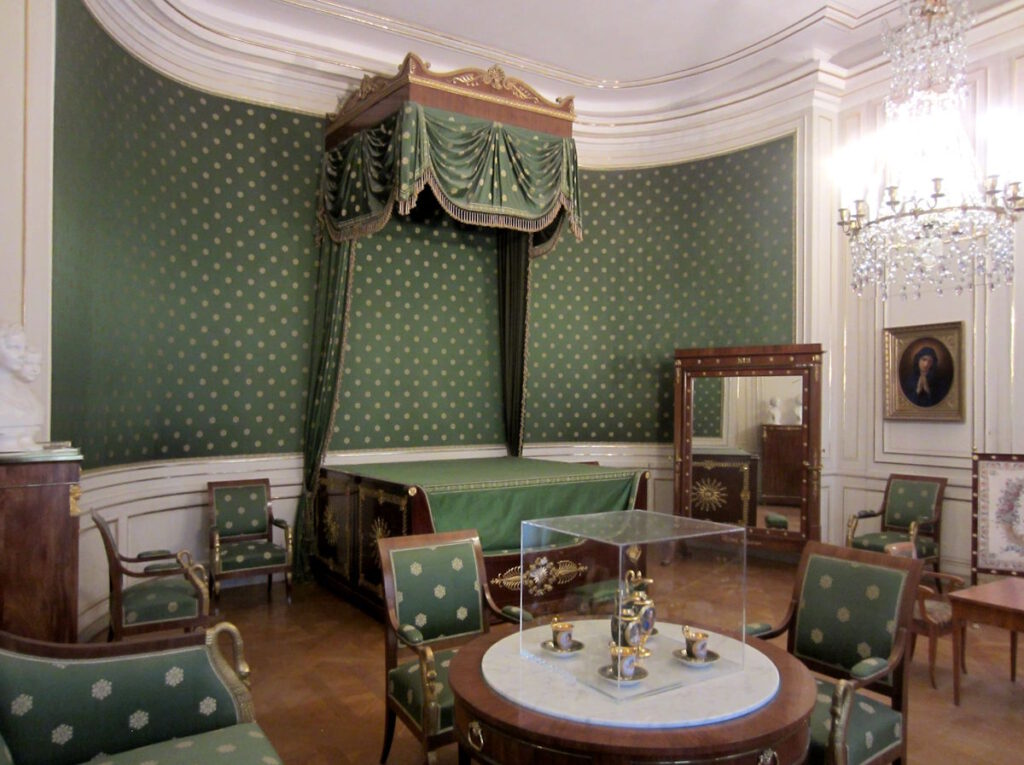 Nymphenburg: Schlossmuseum PRESS REFRESH