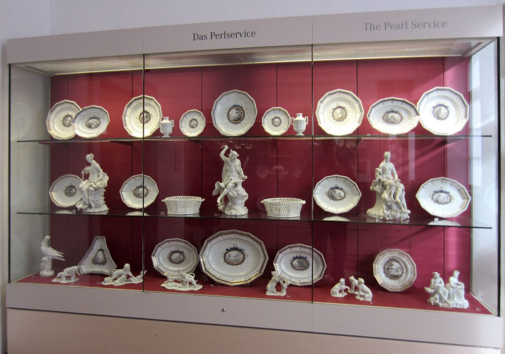 Museum Nymphenburger Porzellan PRESS REFRESH