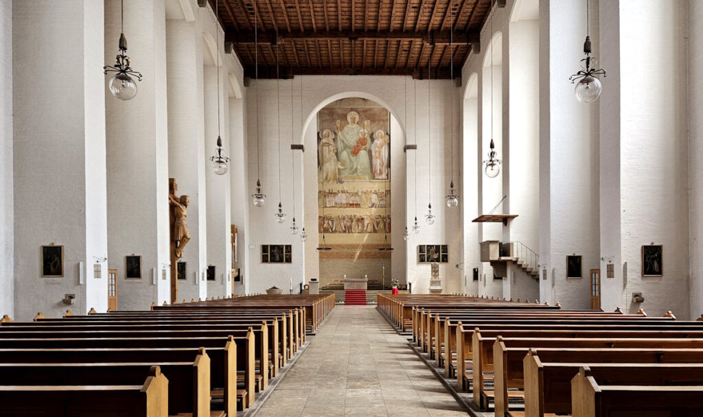 Maria Königin des Friedens in München-Obergiesing
