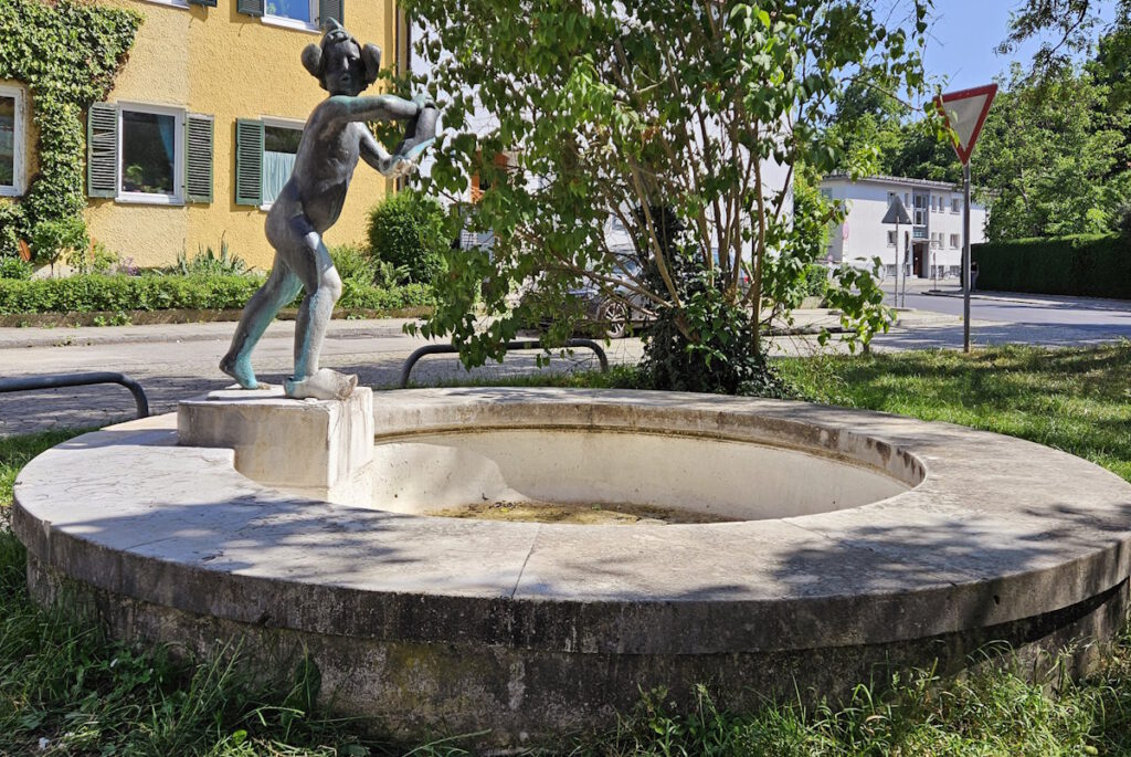 Erich Hoffmann Holland-Brunnen
