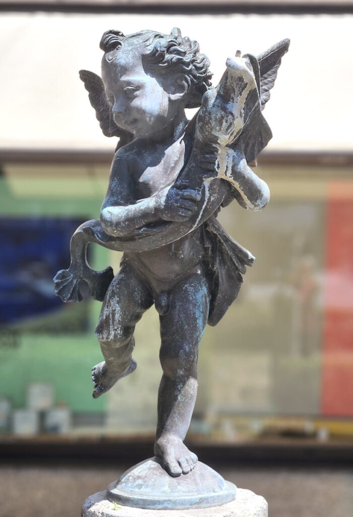 Putto mit Delfin Nymphenburgerstraße 184