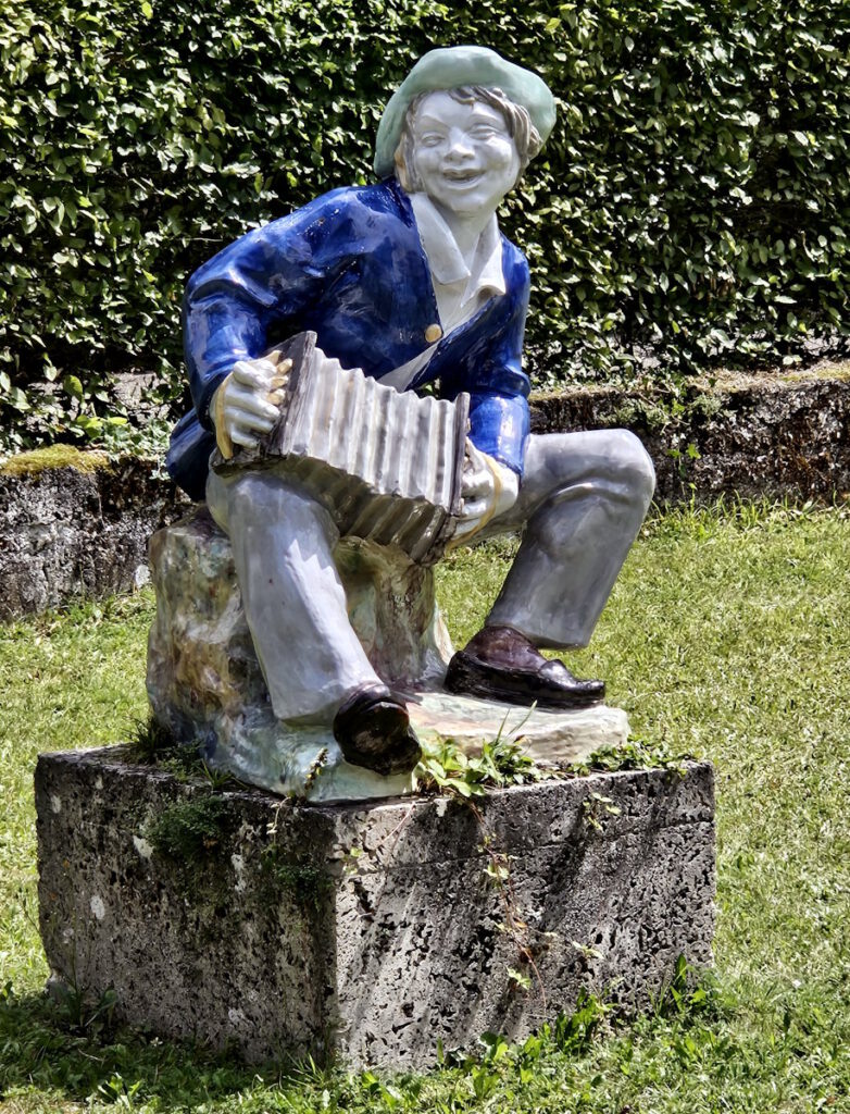 Joseph Wackerle Majolika Gartenfiguren