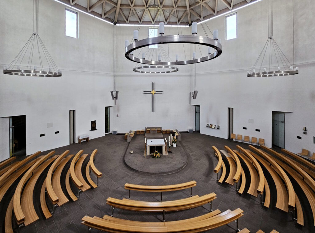 St Maximilian Kolbe in Neuperlach