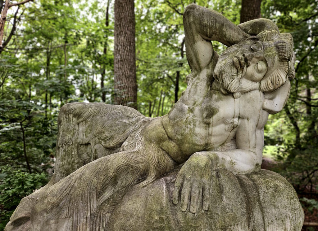 Cipri Adolf Bermann Ruhender Faun im Bavariapark