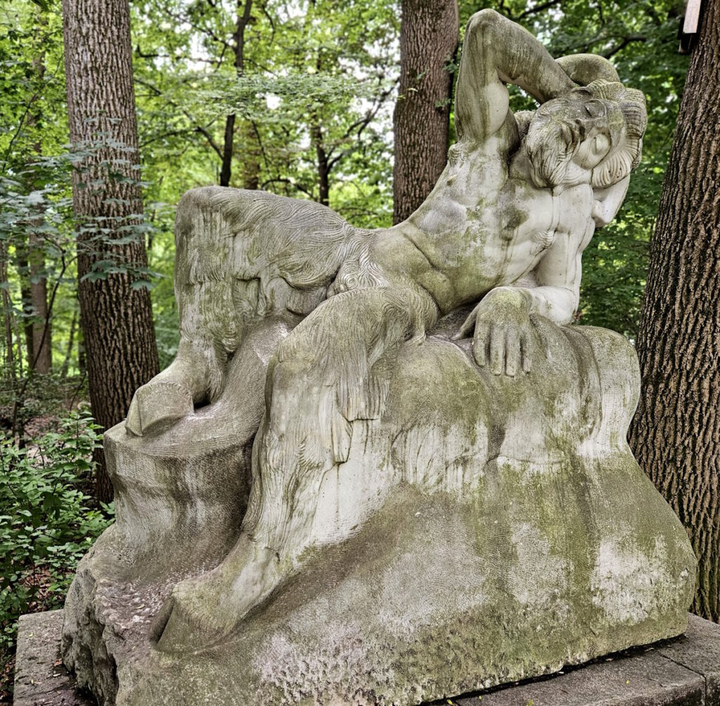 Cipri Adolf Bermann Ruhender Faun im Bavariapark