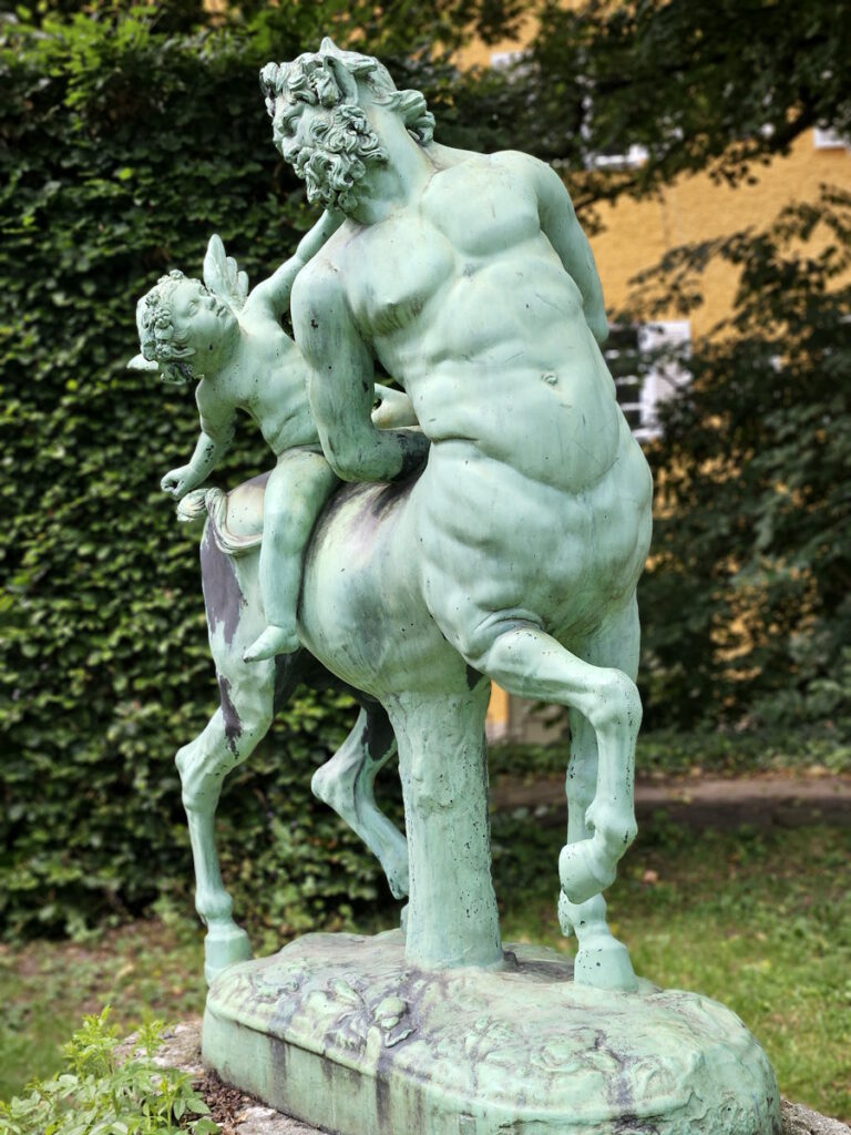 Borstei Rosengarten Kentaur Eros
