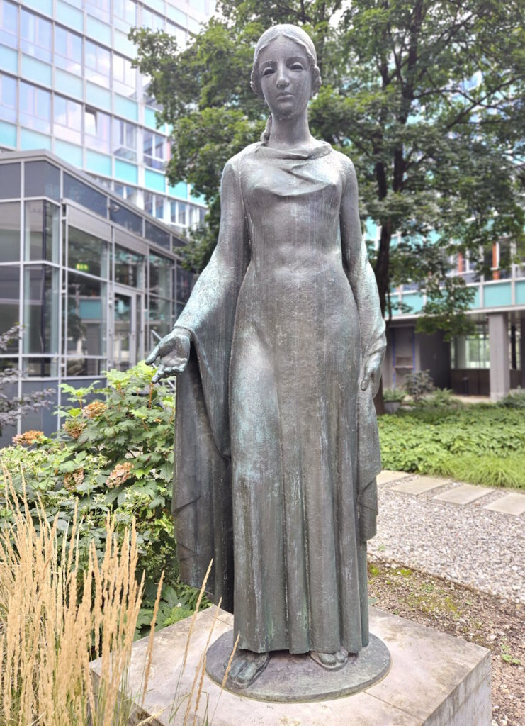 Karl Kroher Die Trauernden Mädchen