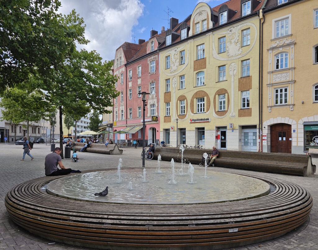 Philipp Koch Am Harras Brunnen