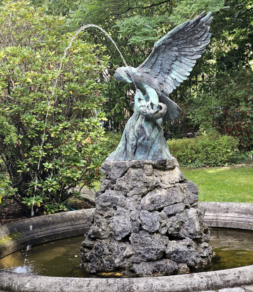 Adlerbrunnen Renatastraße