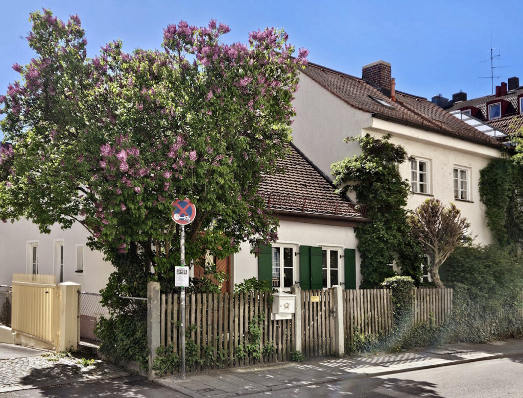 Kleinhaus, Untere Weidenstraße 20