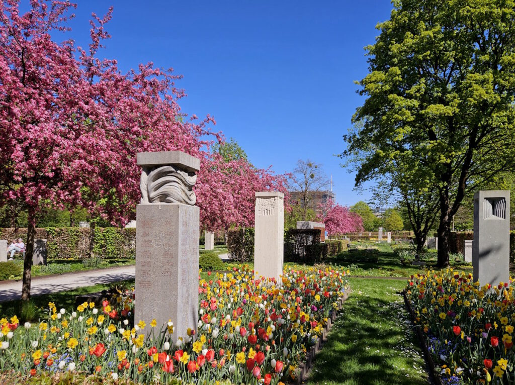 Westfriedhof München Mosaikgärten