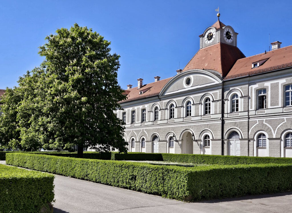 Südlicher Schlosshof