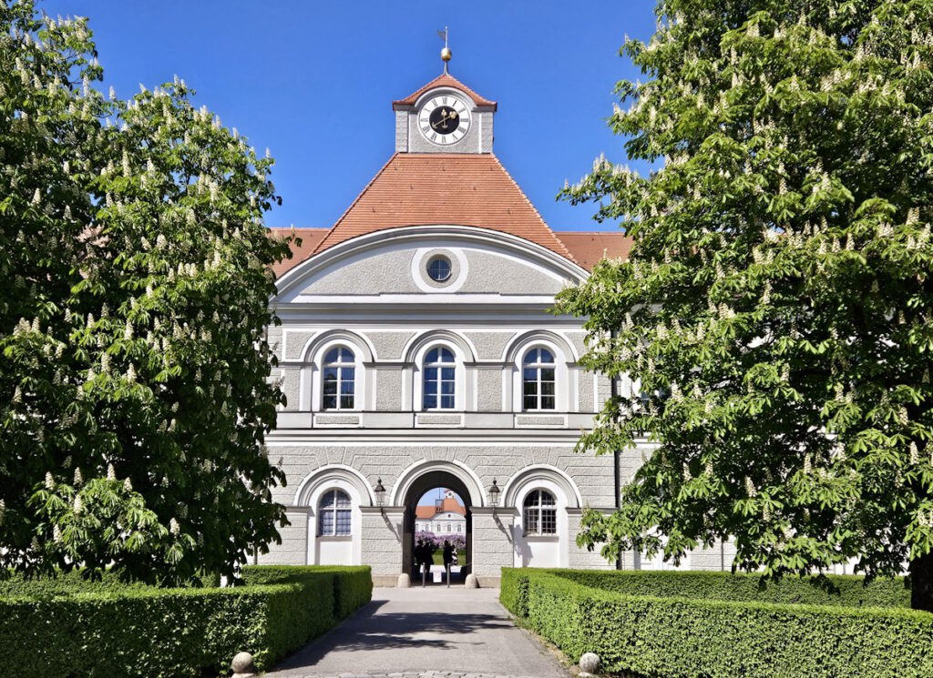 Südlicher Schlosshof