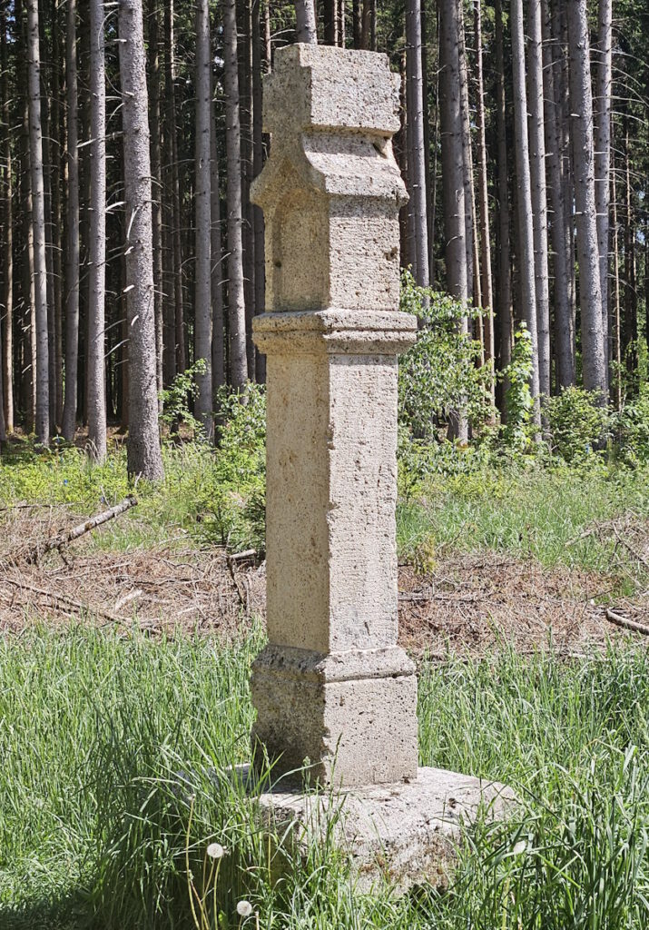 Schwedenstein im Truderingr Wald