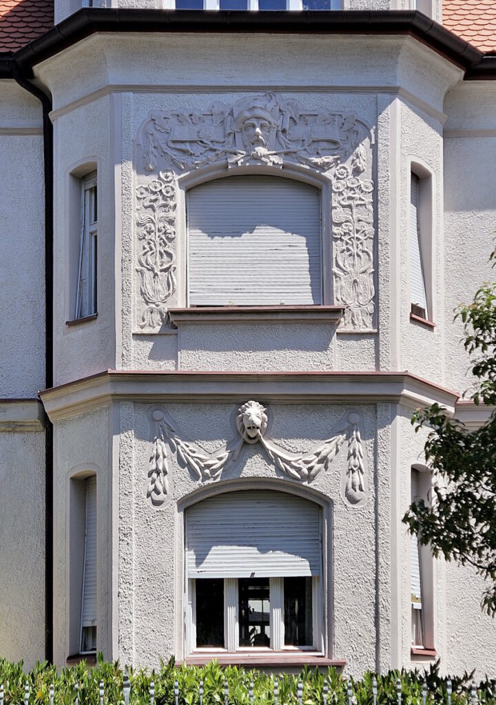 Dewetstraße 18