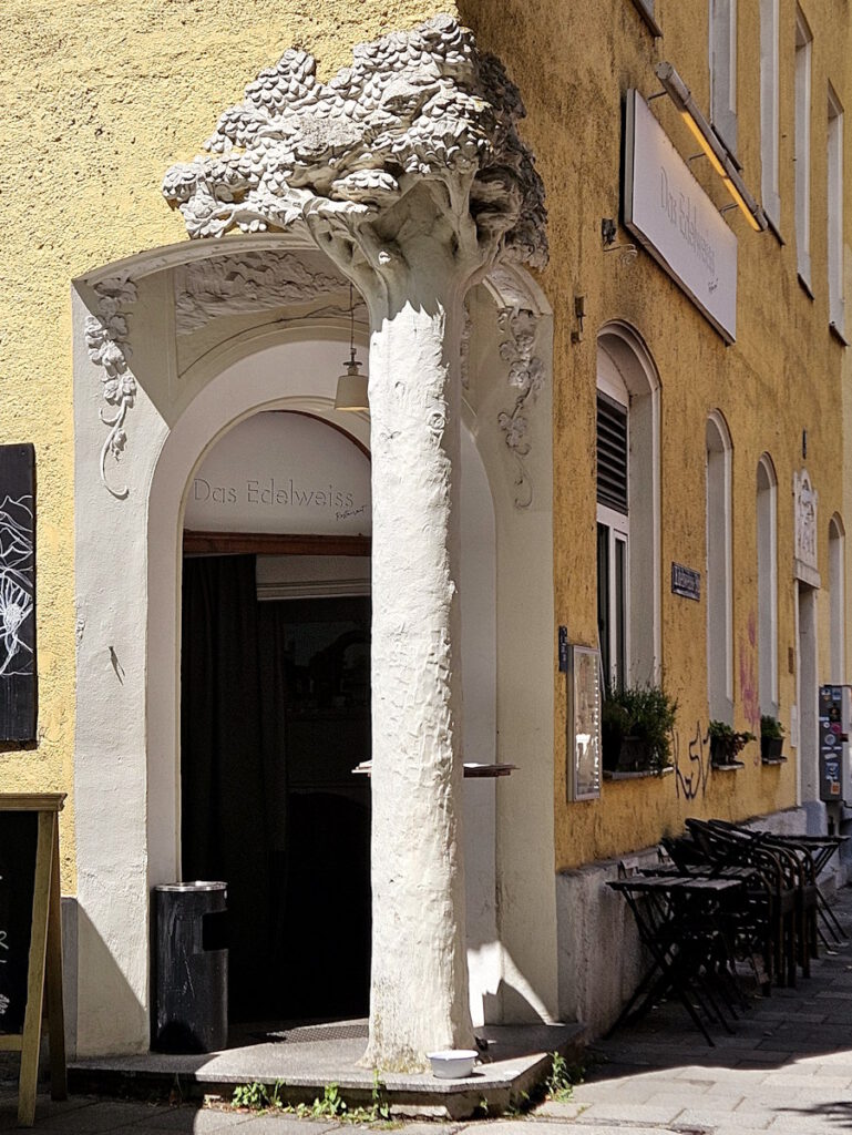 Edelweißstraße 10