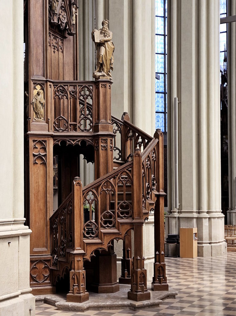 Heilig-Kreuz-Kirche Giesing: Kanzel