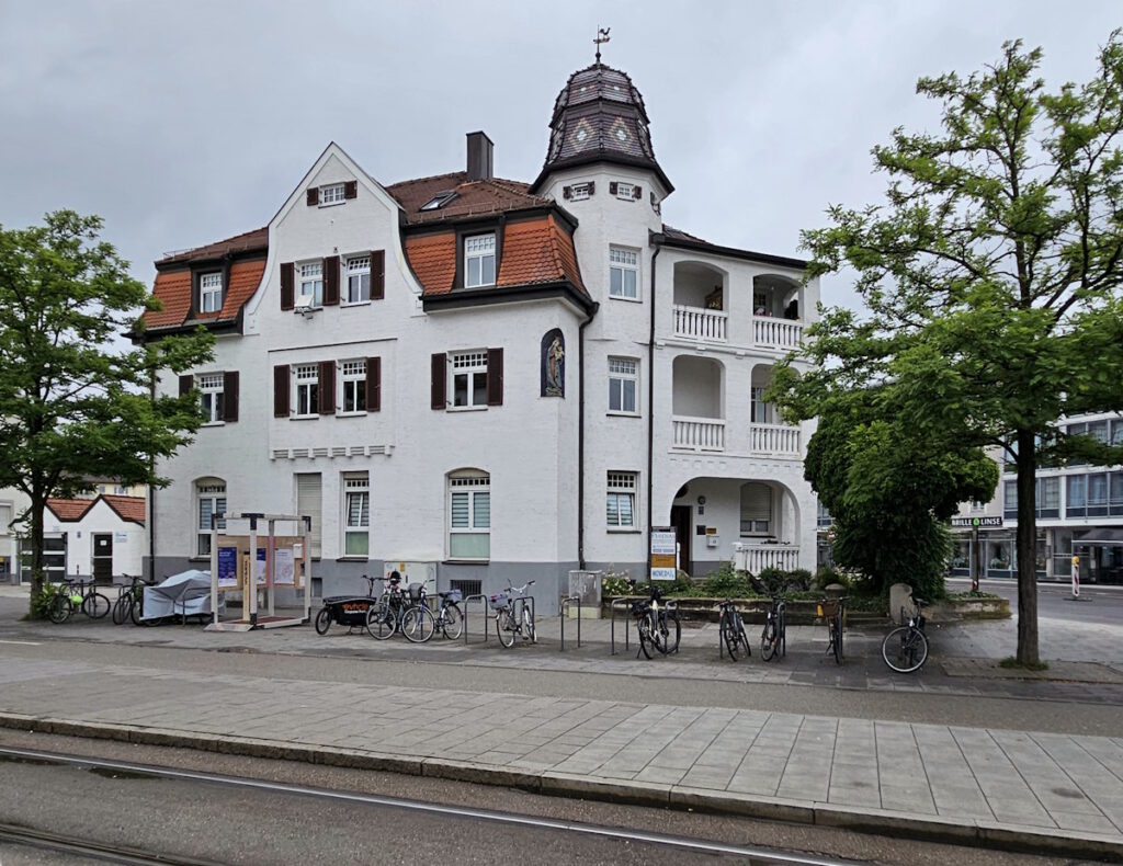 Netzer-Villa am Moosacher Stachus