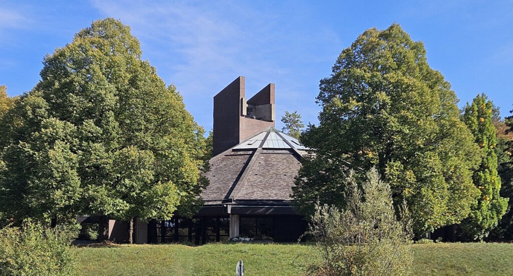 Neuer Südfriedhof Trauerhalle