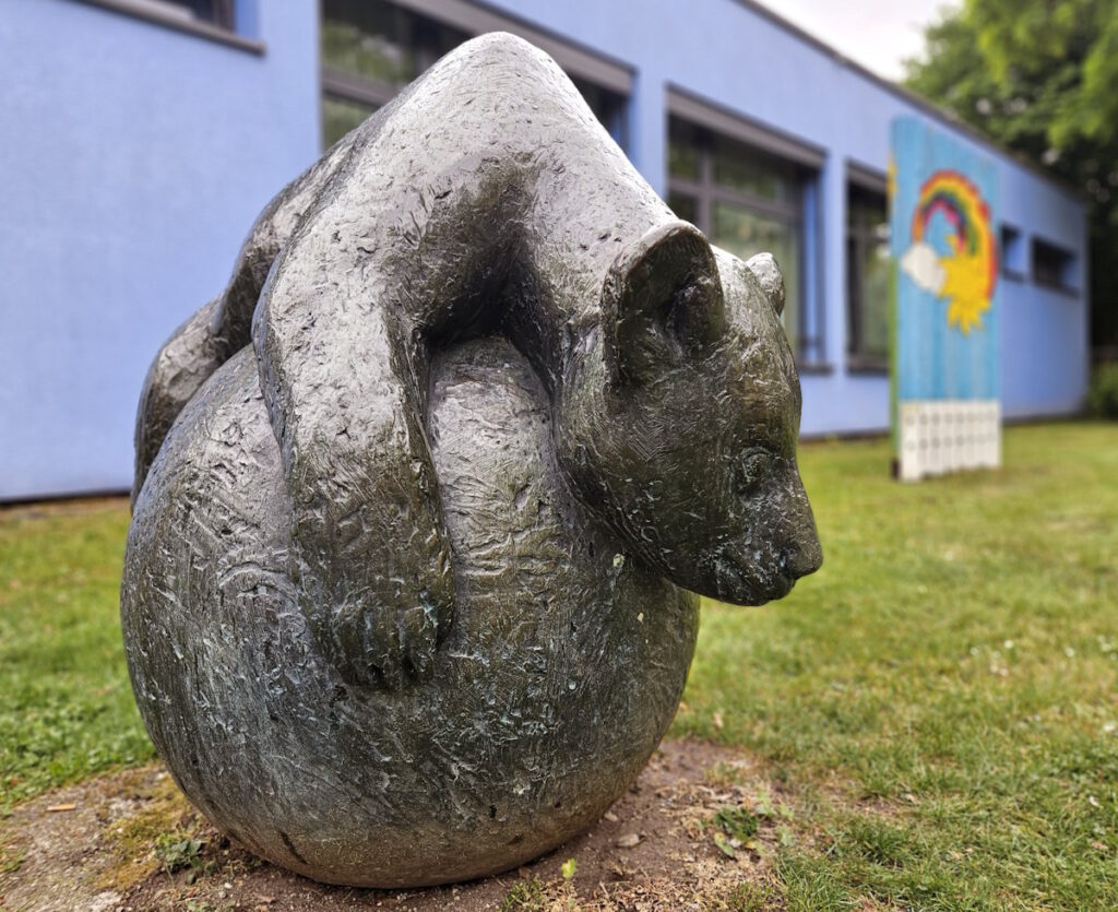 Martin Mayer: Kugelnder Bär