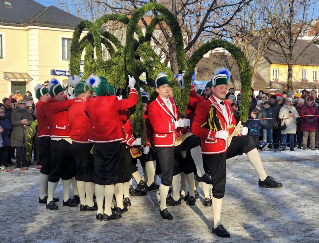 Schäfflertanz auf dem Laimer Anger