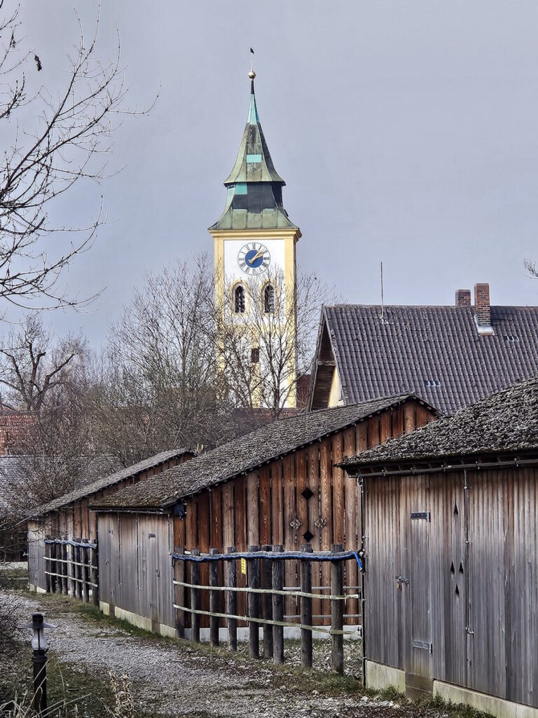 Heilig-Kreuz-Kirche Freiham