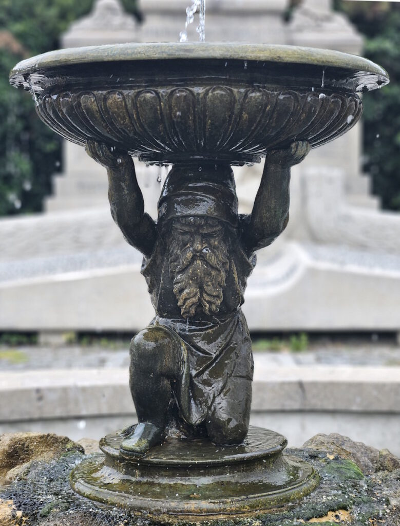 Zwergbrunnen in Feldmoching