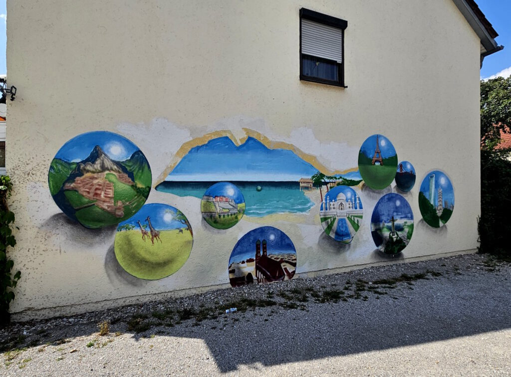 Streetart an der Senftenauerstraße