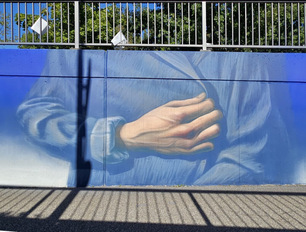 Flachsröste Lohhof Streetart am Bahnhzof